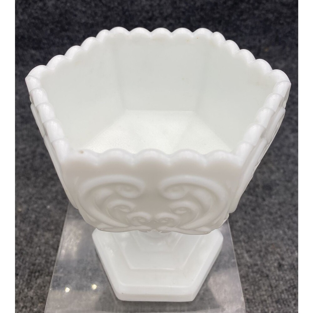 Vintage Westmoreland White Milk Glass Scroll Hexagonal Pedestal Candy Dish Bowl - Picture 2 of 9